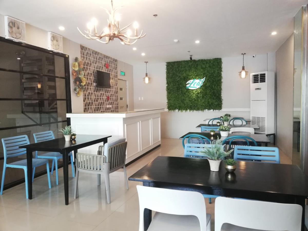 Eon Centennial Express Hotel อีโลอีโลซิตี้ ภายนอก รูปภาพ